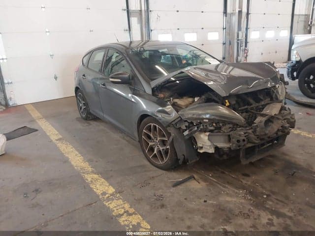 2017 FORD FOCUS SEL 1