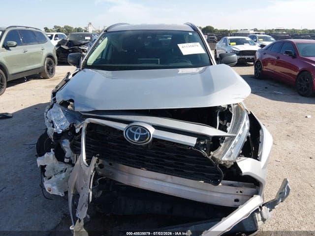 2021 TOYOTA RAV4 LE 6