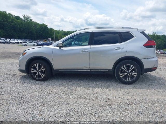 2017 NISSAN ROGUE SL 15