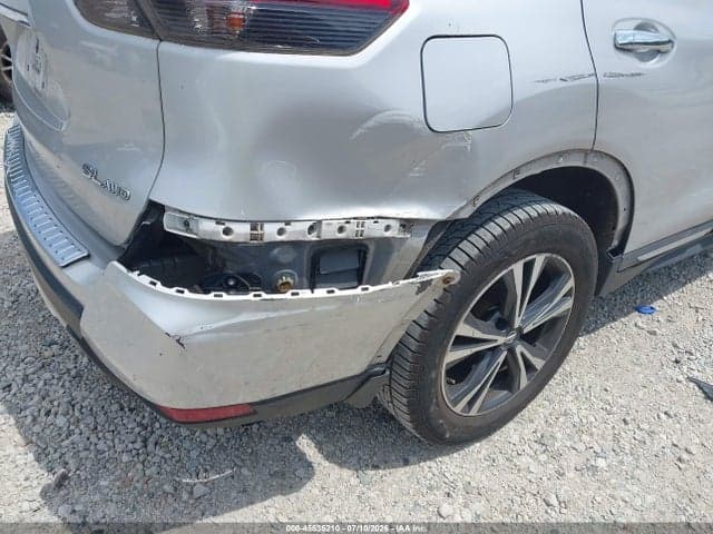 2017 NISSAN ROGUE SL 18