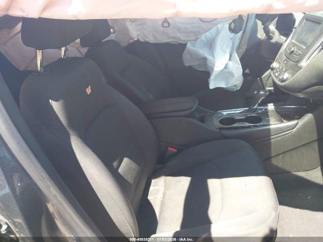 2017 CHEVROLET MALIBU 1LT 5