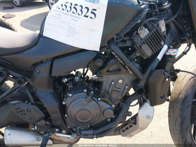 2025 YAMAHA MTN690 8