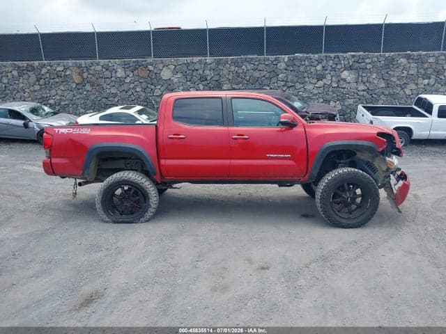 2017 TOYOTA TACOMA TRD SPORT 13