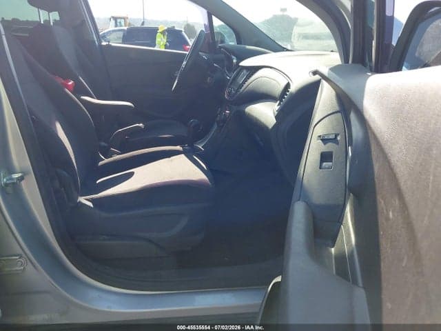 2018 CHEVROLET TRAX LS 5