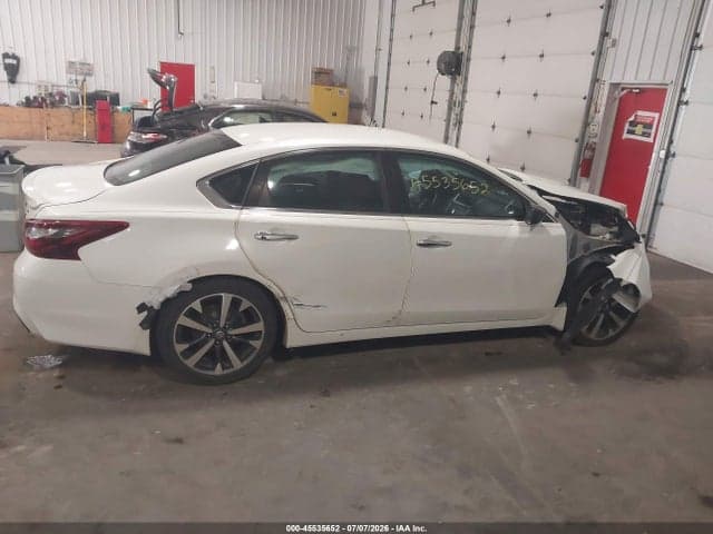 2017 NISSAN ALTIMA 2.5 SR 14