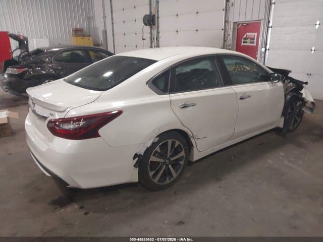 2017 NISSAN ALTIMA 2.5 SR 4