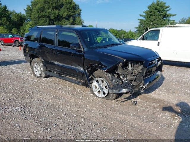 2024 TOYOTA 4RUNNER SR5 1
