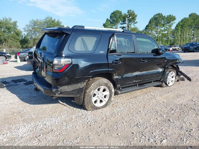 2024 TOYOTA 4RUNNER SR5 4
