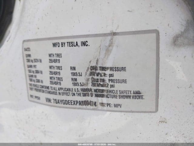 2023 TESLA MODEL Y 9