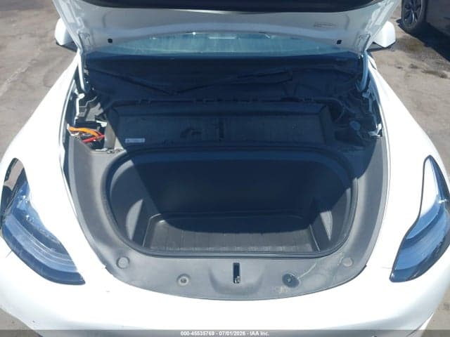 2023 TESLA MODEL Y 10