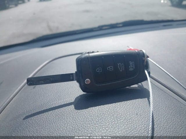 2018 HYUNDAI ACCENT SE 11
