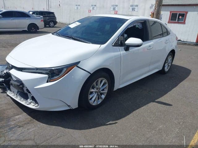 2022 TOYOTA COROLLA XLE 2