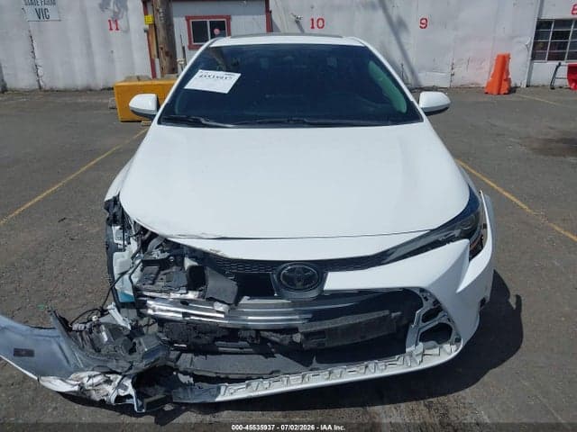 2022 TOYOTA COROLLA XLE 13