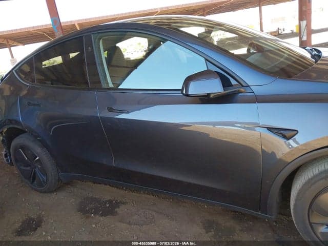 2026 TESLA MODEL Y 12