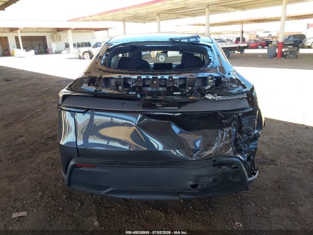 2026 TESLA MODEL Y 15