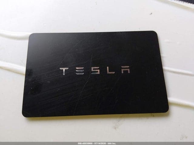 2026 TESLA MODEL Y 10