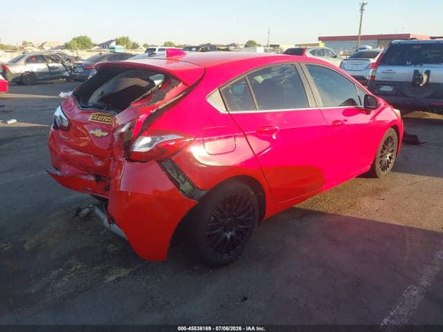 2017 CHEVROLET CRUZE LT AUTO 4
