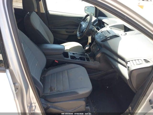 2017 FORD ESCAPE S 5