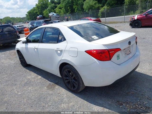 2017 TOYOTA COROLLA SE 3
