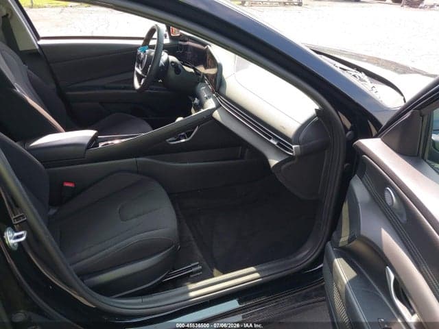 2023 HYUNDAI ELANTRA SEL 5