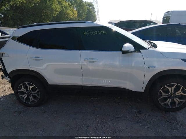 2021 KIA SELTOS EX 14