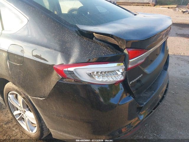 2018 FORD FUSION SE 17