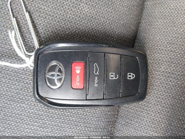 2025 TOYOTA CAMRY LE 11