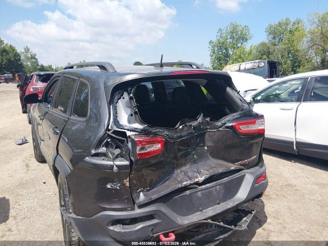 2017 JEEP CHEROKEE TRAILHAWK 6