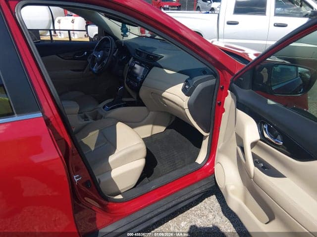 2017 NISSAN ROGUE SL 5
