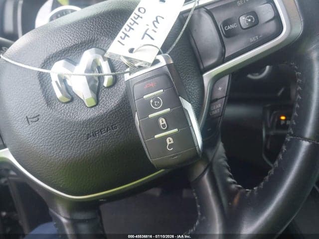 2022 RAM 1500 BIG HORN 4X2 5'7 BOX 11