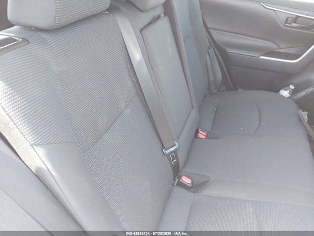 2021 TOYOTA RAV4 LE 8