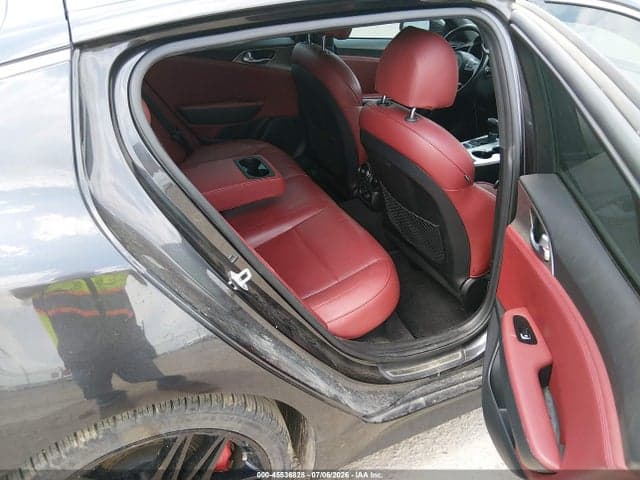 2022 KIA STINGER GT1 8