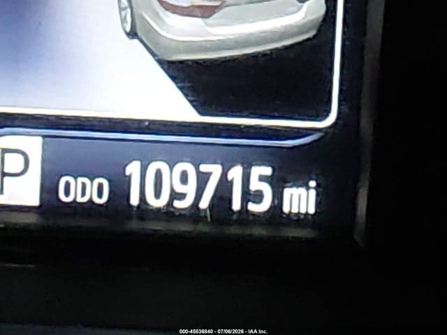 2017 TOYOTA CAMRY LE 16