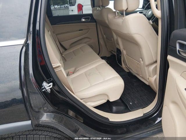 2019 JEEP GRAND CHEROKEE LAREDO E 4X4 8