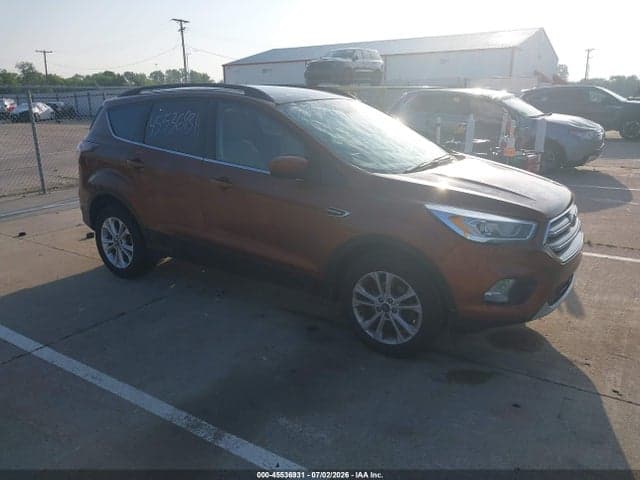 2017 FORD ESCAPE SE 1
