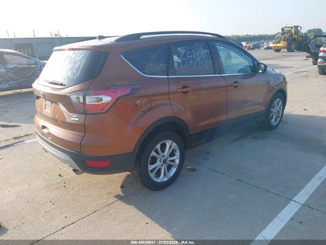 2017 FORD ESCAPE SE 4