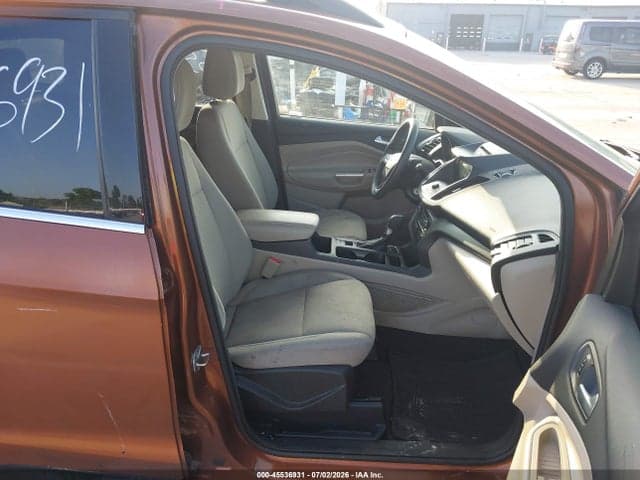 2017 FORD ESCAPE SE 5