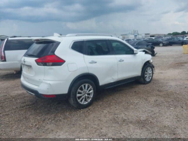 2017 NISSAN ROGUE SV 4