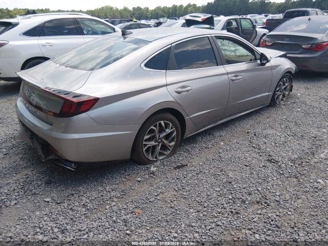 2021 HYUNDAI SONATA SEL 4