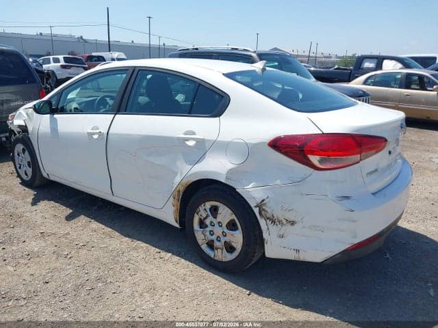 2017 KIA FORTE LX 3