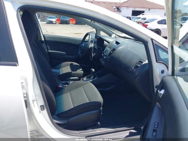 2017 KIA FORTE LX 5