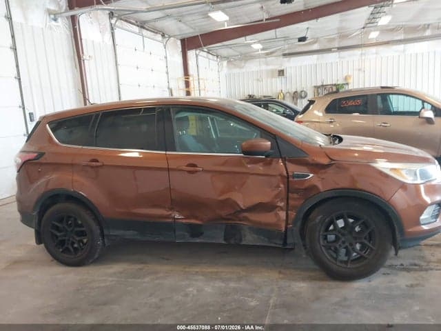 2017 FORD ESCAPE SE 13