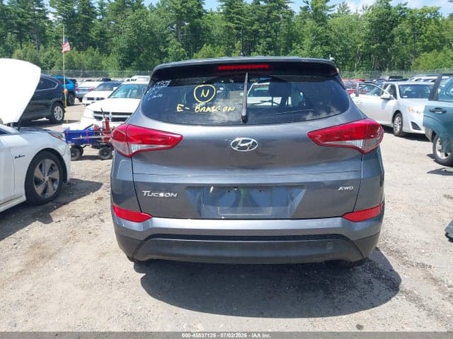 2018 HYUNDAI TUCSON SE 17