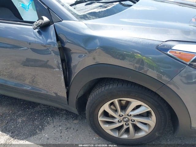2018 HYUNDAI TUCSON SE 18