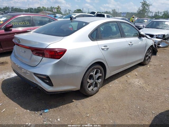 2020 KIA FORTE LXS 4