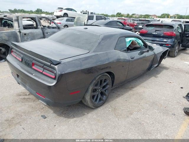 2023 DODGE CHALLENGER SXT 4
