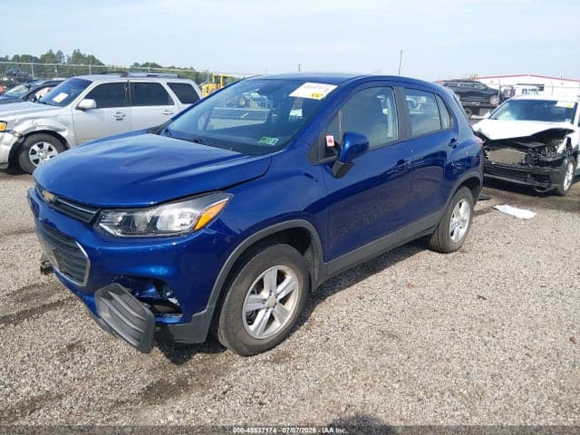 2017 CHEVROLET TRAX LS 2