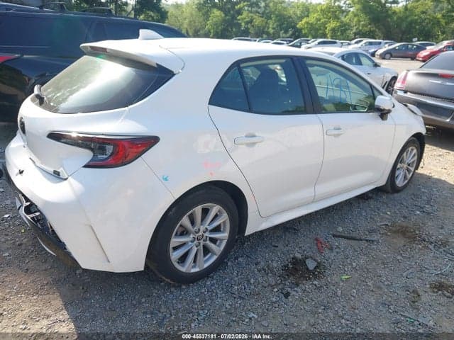 2024 TOYOTA COROLLA SE 4
