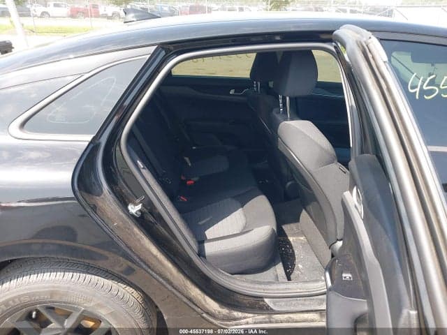 2025 KIA K5 LXS 8