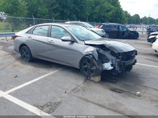 2022 HYUNDAI ELANTRA SEL 1